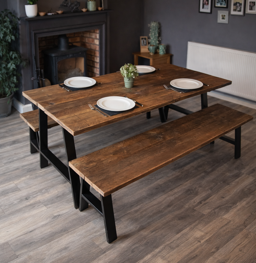Dining Table With 2 Banquets