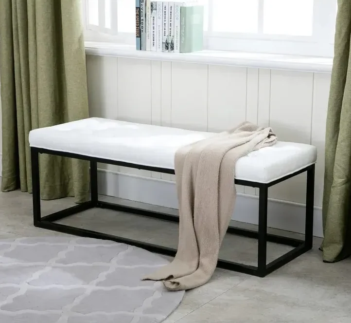 Modern Banquet - Black and White